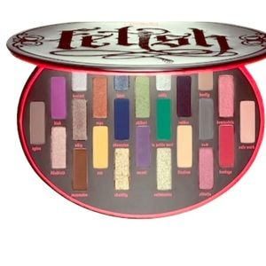 Kate Von D Fetish makeup Palette